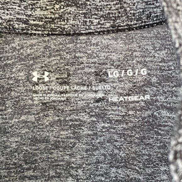 Under Armour Heatgear 1/2 Zip Lightweight Gray Pullover, Size L - Picture 5 of 7